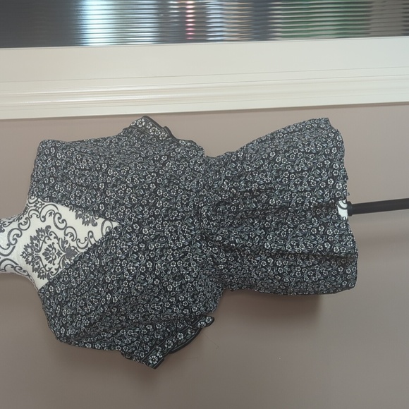 Max Studio Size M Floral Blouse NWT - Picture 1 of 6